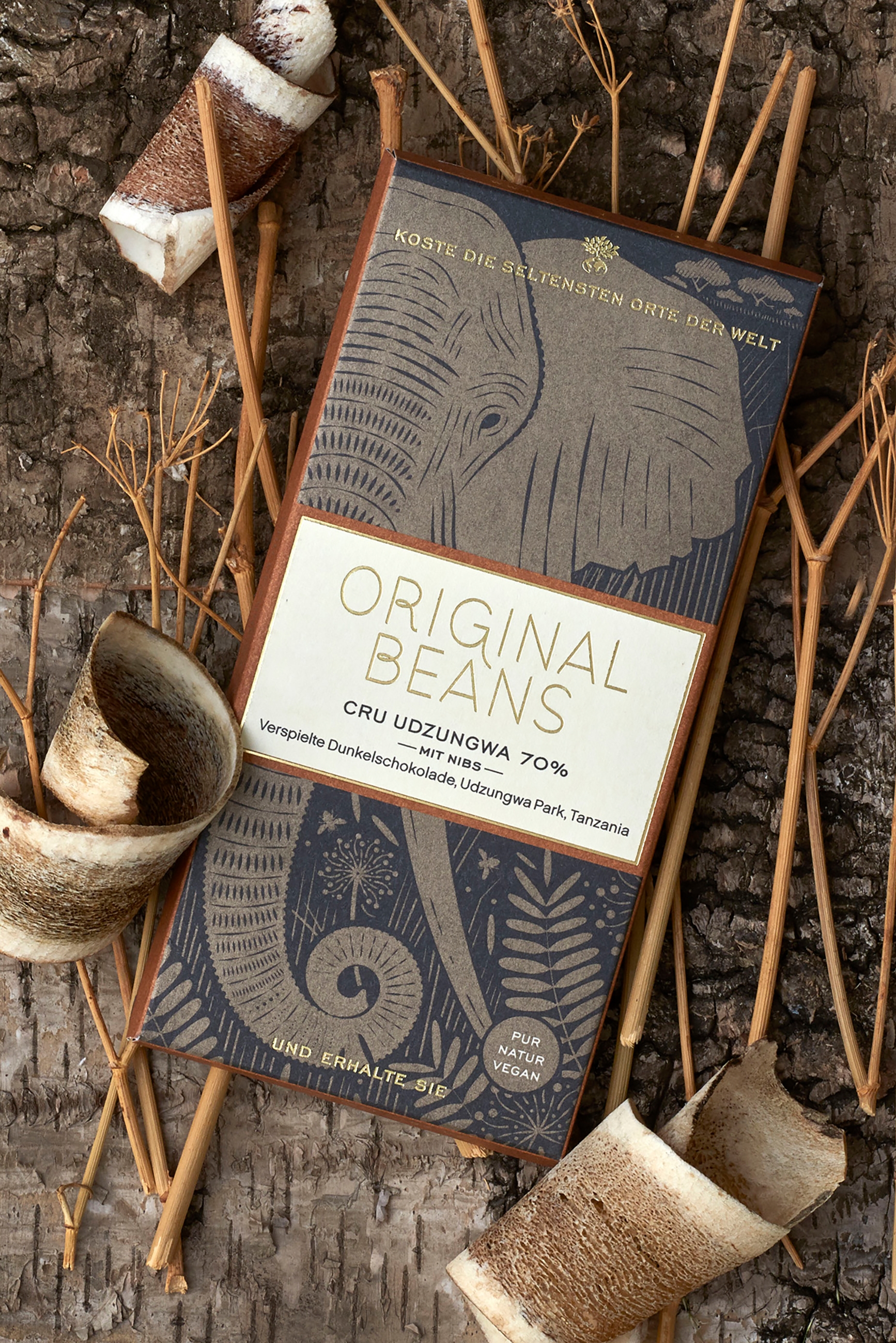 Cru Udzungwa 70% with nibs 13x70g null